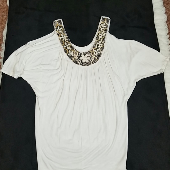 Lette beaded cold shoulder ivory top. Size S - Picture 5 of 13